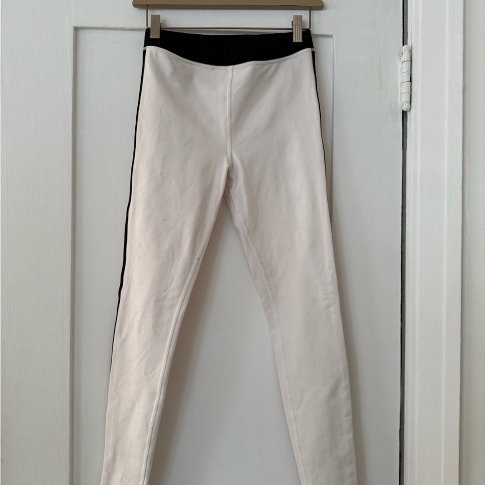 ALO Yoga White Leggings with Black Trim